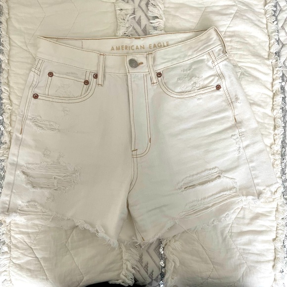 American Eagle Outfitters Pants - American Eagle White 90s Boyfriend Shorts